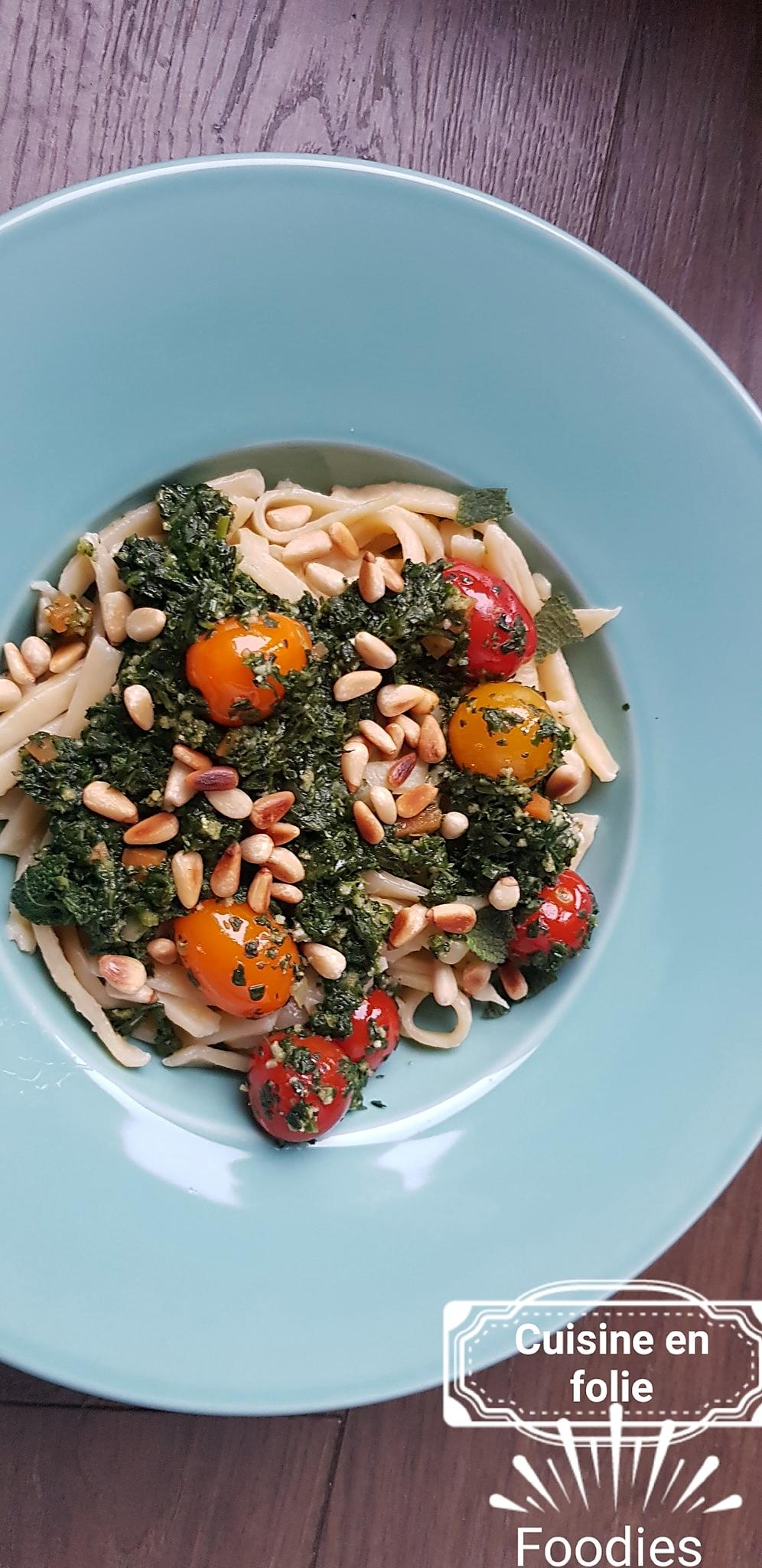 recette Pâtes fraîches aux épinards tomates pignons torrefiés