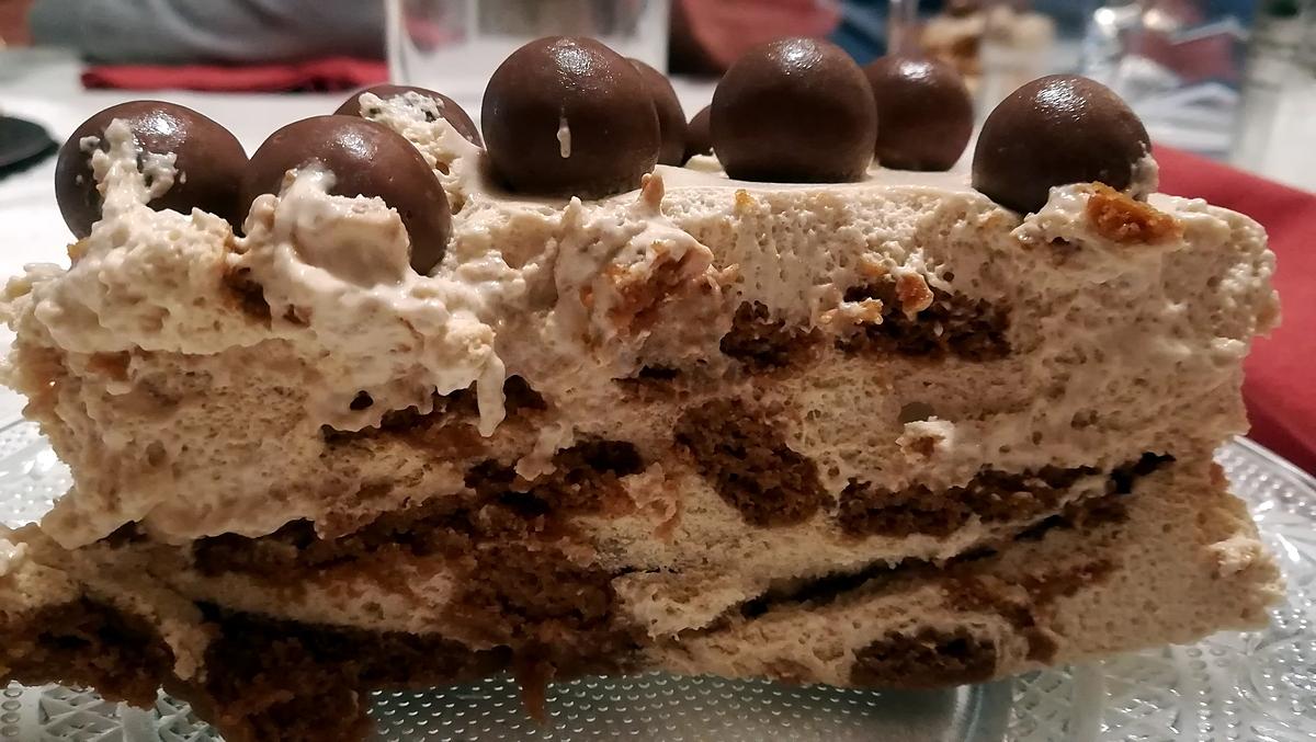 recette Gâteau à la crème de mascarpone et aux spéculoos