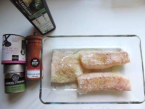 recette Filet de cabillaud cuit à basse température servi avec une sauce aux crevettes grises