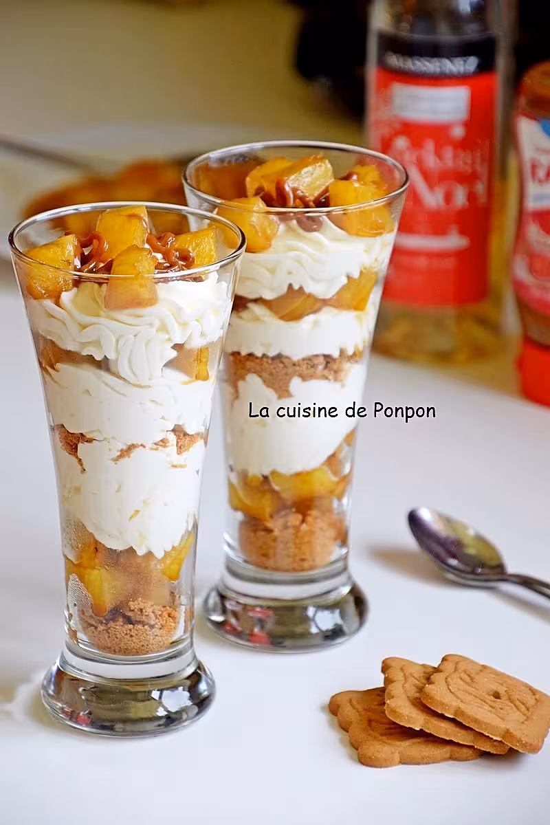 recette Verrine d'ananas flambé, crème mascarpone à l'acérola et spéculoos