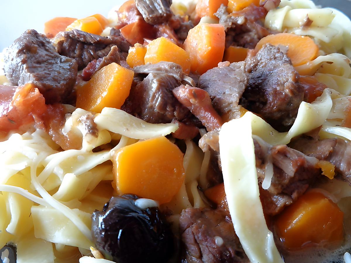 recette BOEUF CAROTTES AU VIN BLANC