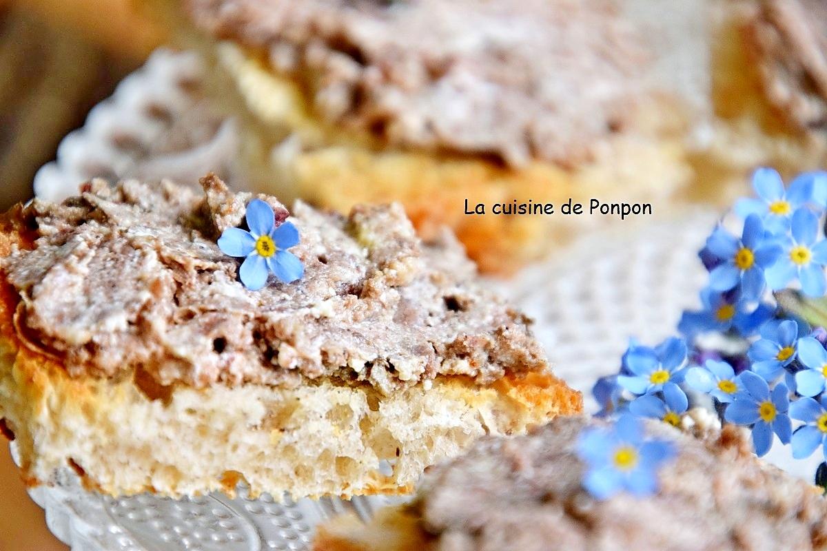 recette Toasts garnis de terrine de campagne au piment d'Espelette