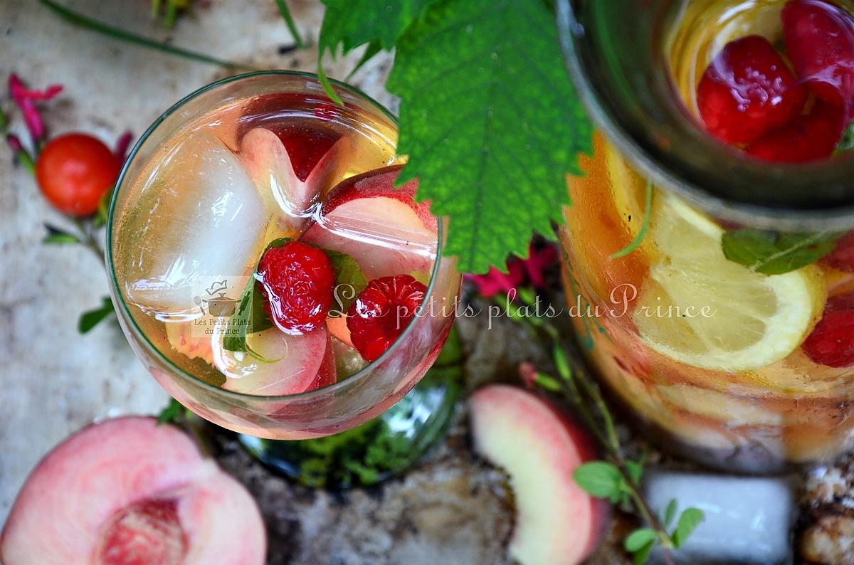 recette Sangria blanche aux pêches et framboises