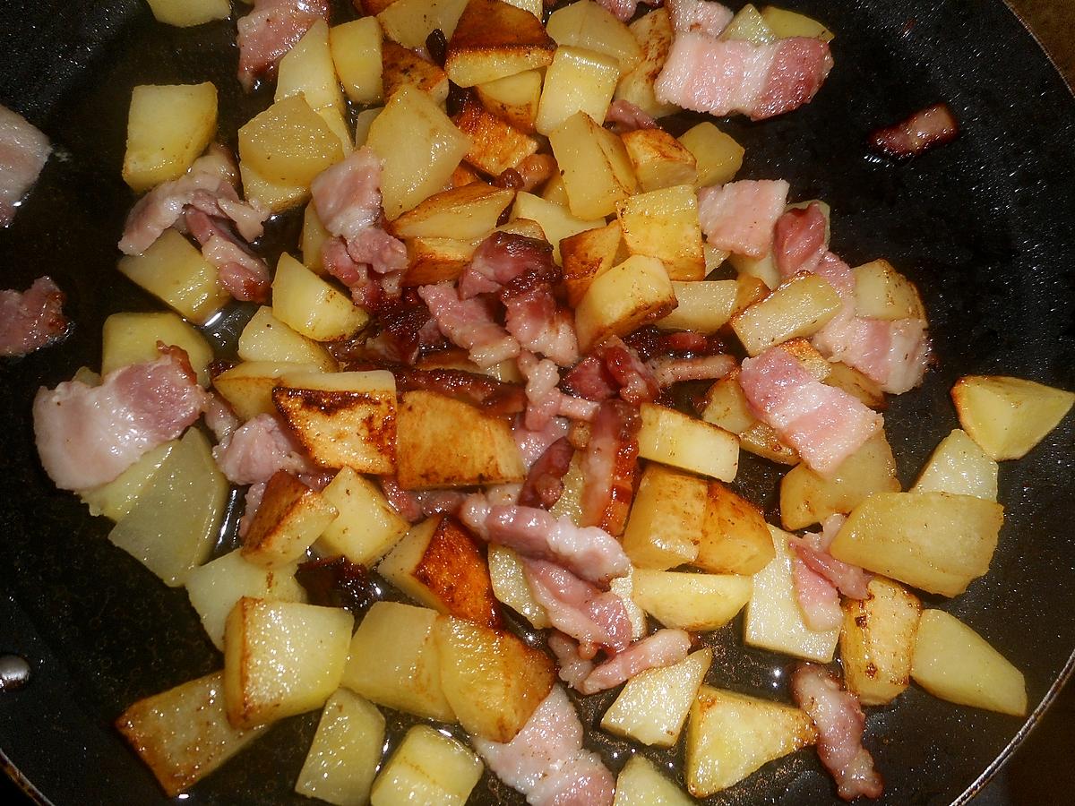 recette Omelette pommes de terre,lardons,cheddar