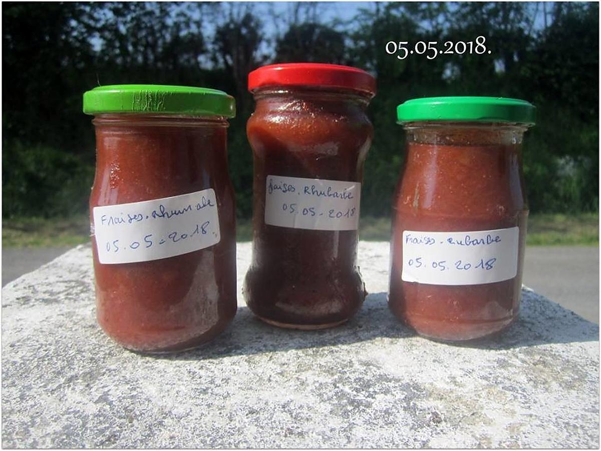 recette Confiture de fraises/rhubarbe vanillé.