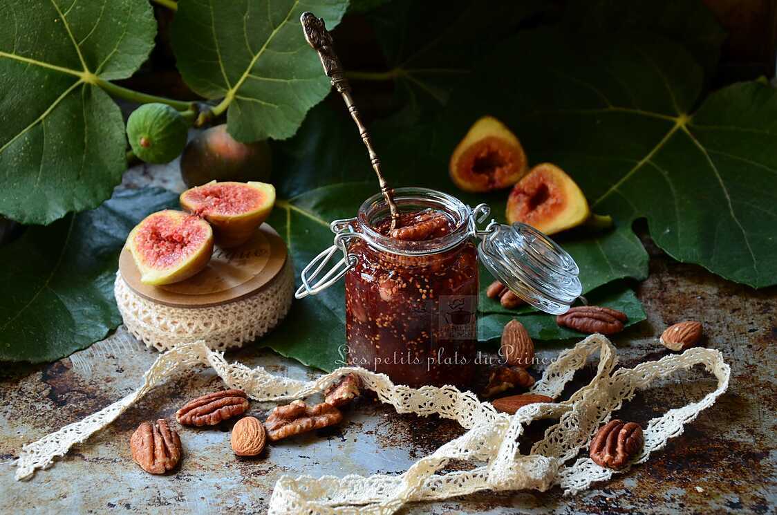 Recette de Confitures de figues aux fruits secs