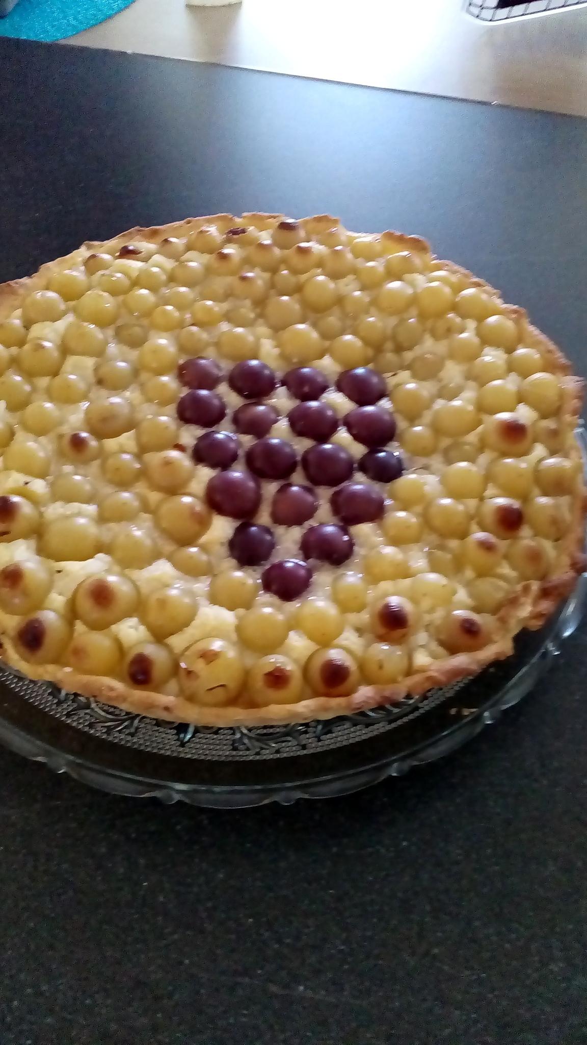 recette tarte aux raisins a la crème d'amandes