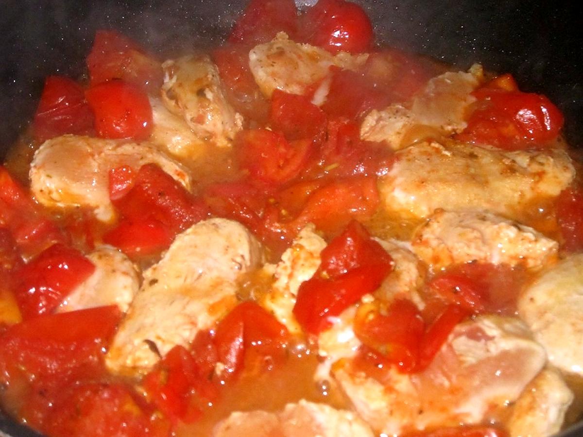 recette poulet à la sauce tomates.cookéo.