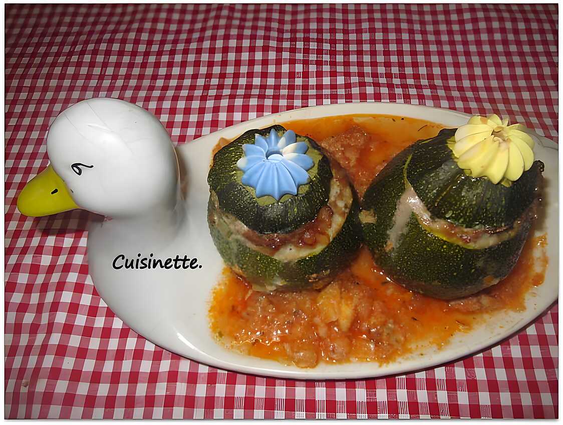 Recette de Courgettes rondes farcies. par cuisinette
