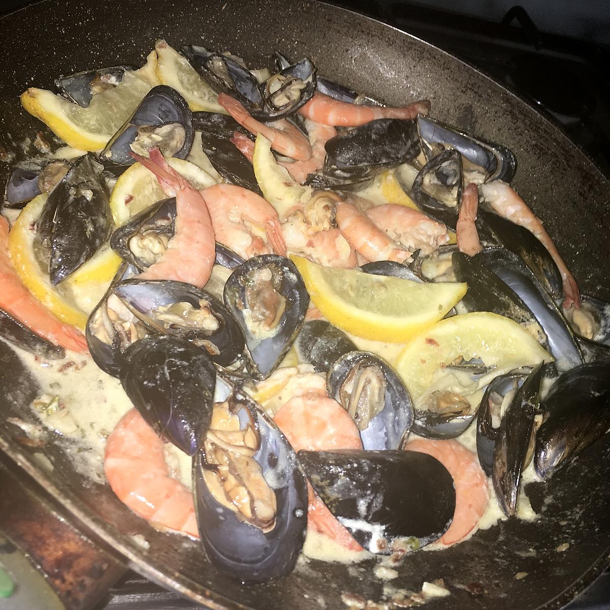 recette Moules et crevettes citronnées a la crème