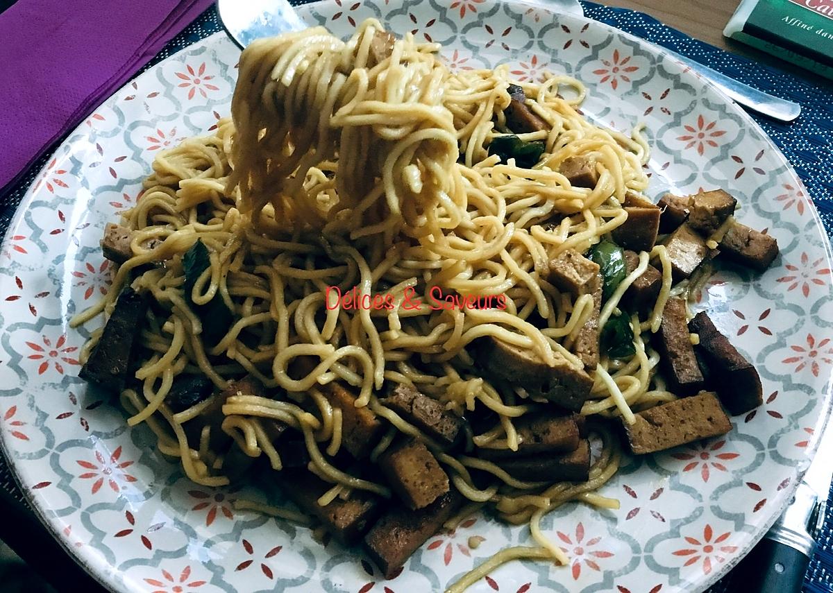 recette Nouilles chinoises au tofu fumé et piment