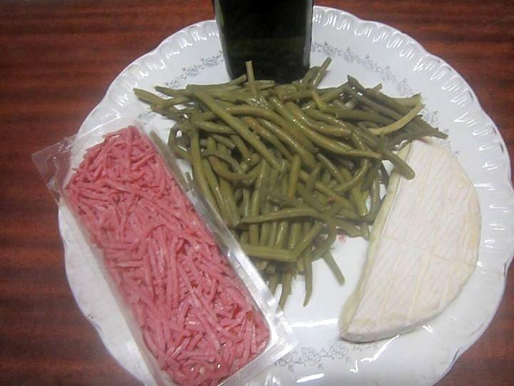 recette Haricots verts au jambon gratinés au camembert.