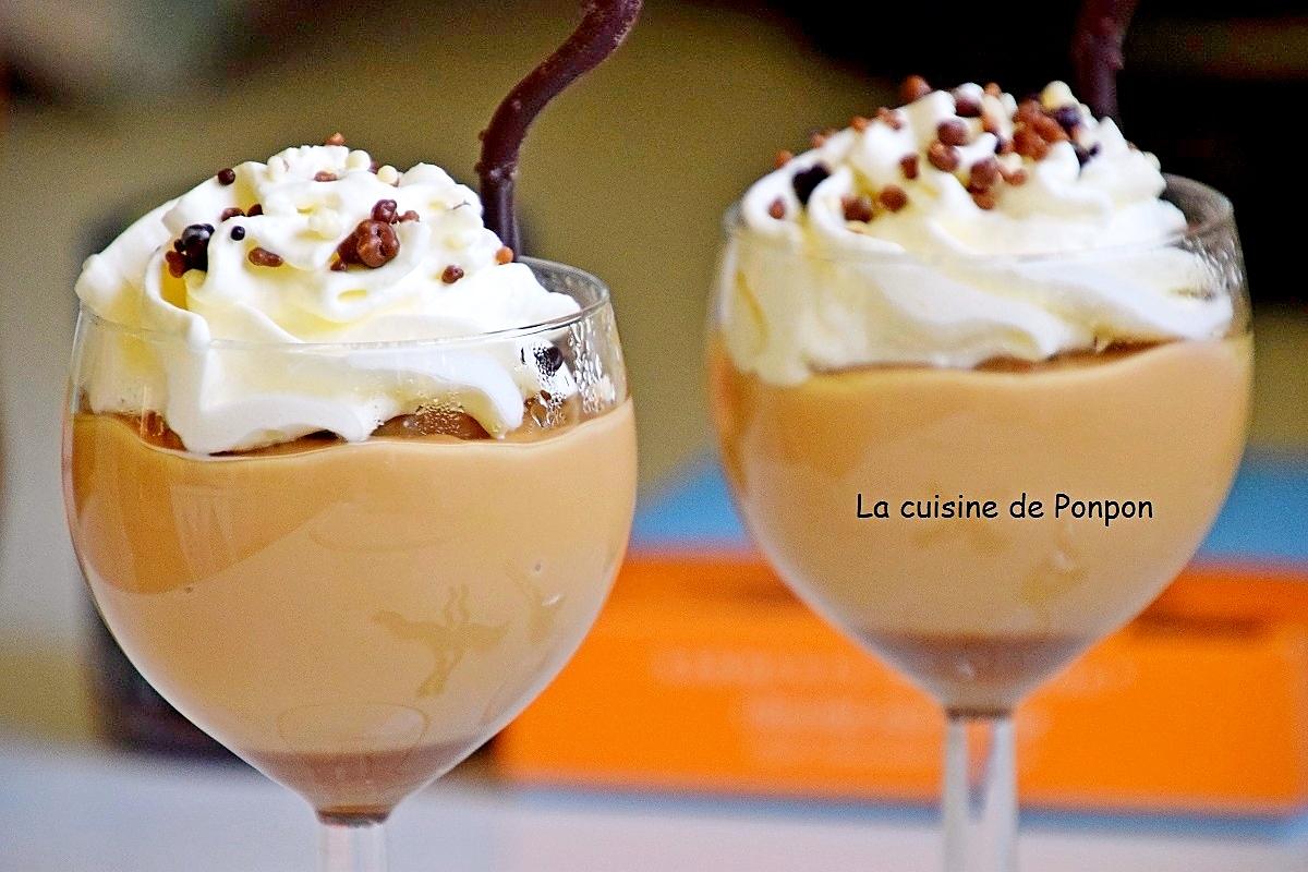 recette Crème à la confiture de lait Raffolé sur un lit de caramel au beurre salé Raffolé, sans oeuf