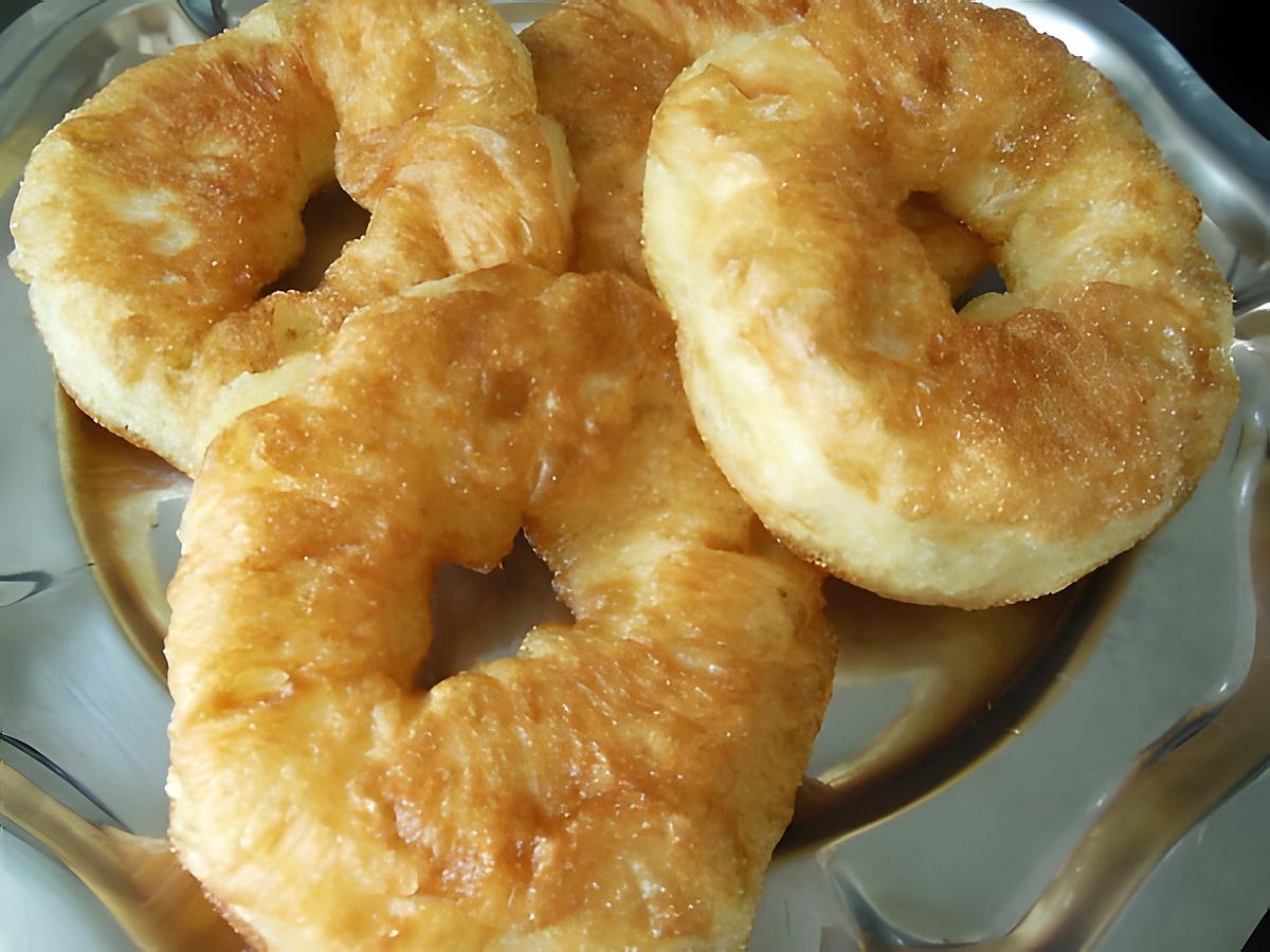 recette SFENJ ( BEIGNET )