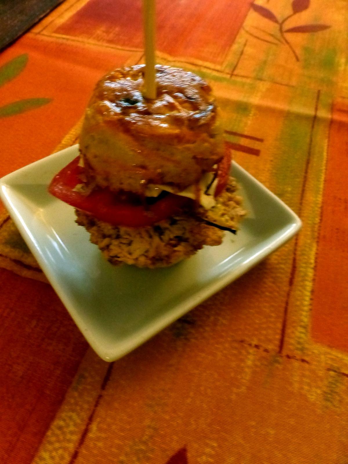 recette Le mini hamburger de bug bunny au reste de rôti de porc et de pain rassis