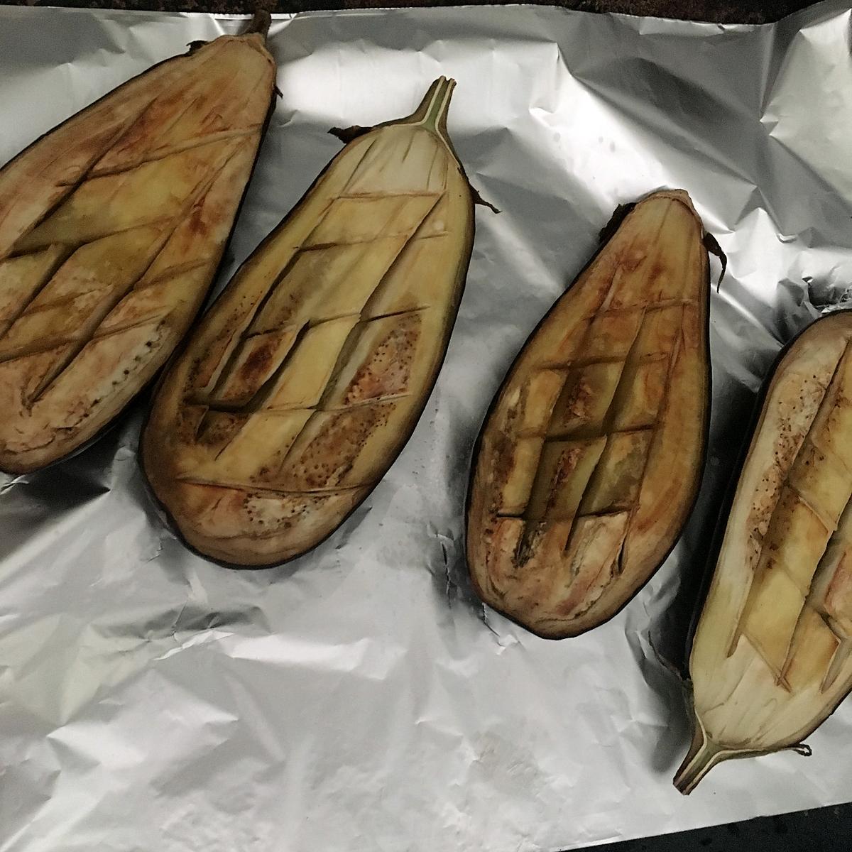 recette Aubergines farcies a la mortadelle et au chèvre