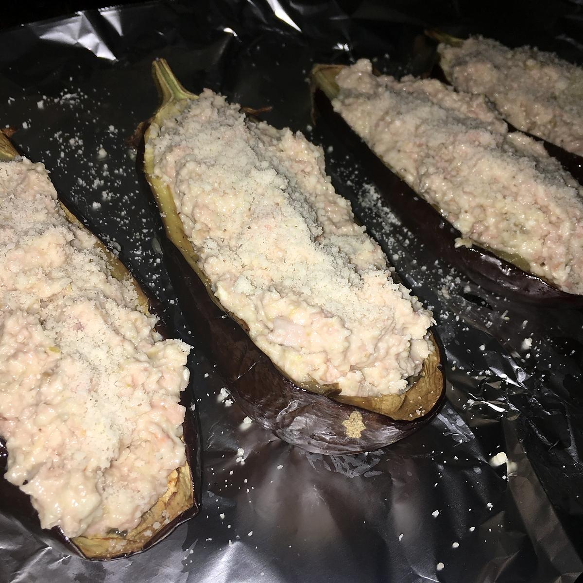 recette Aubergines farcies a la mortadelle et au chèvre