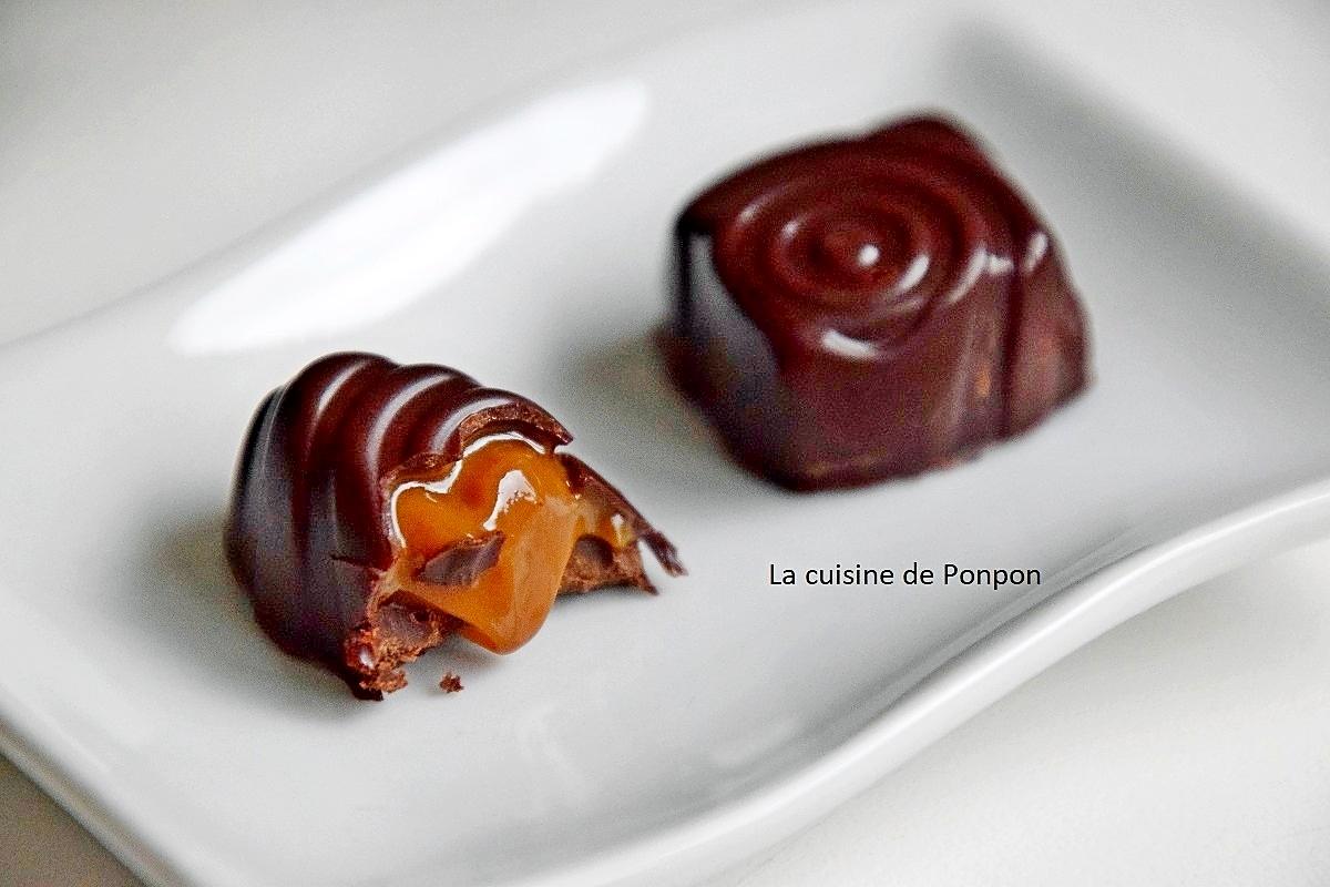 recette Praline au chocolat noir fourrée de confiture de lait