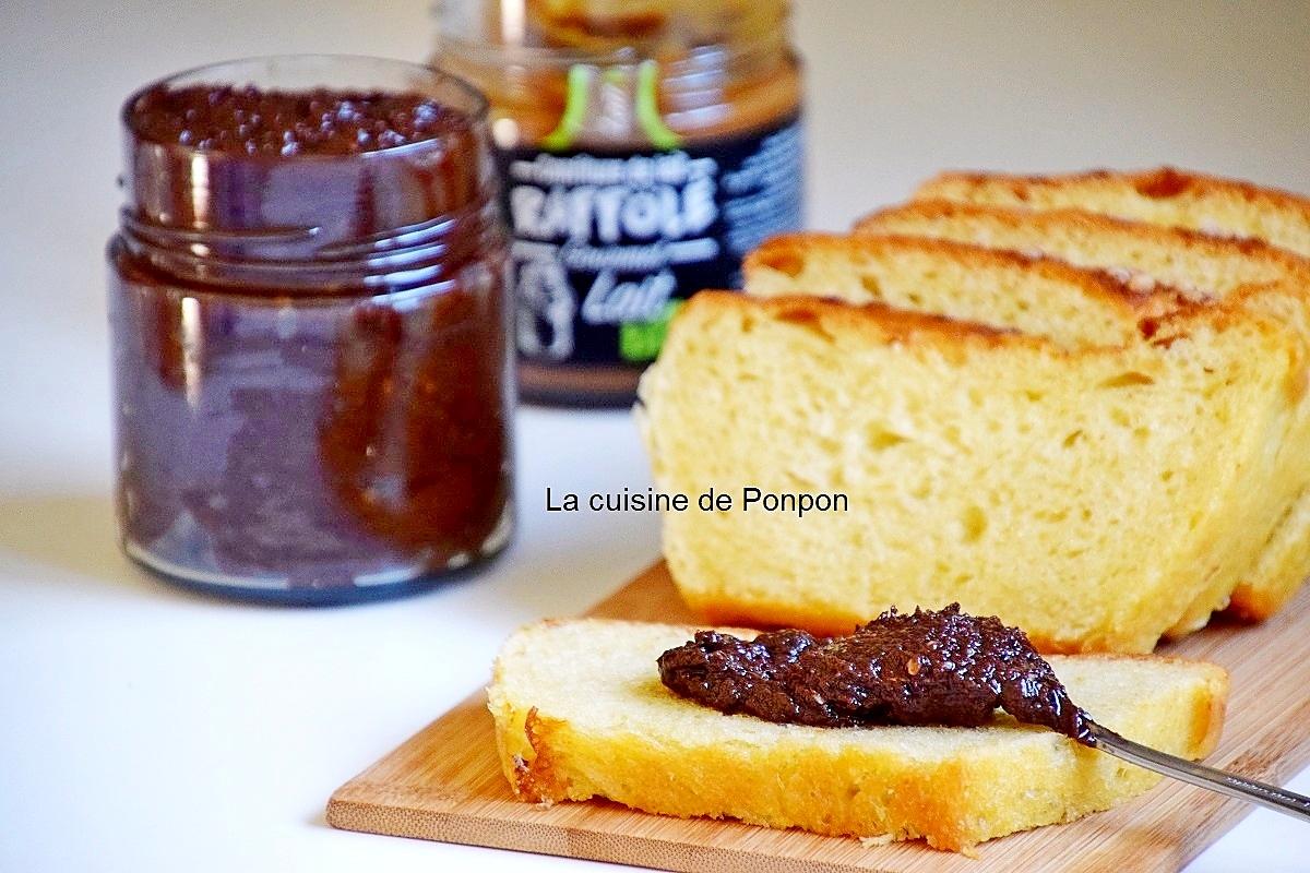 recette Chocolat à tartiner avec de la confiture de lait cacao et noisettes Raffolé