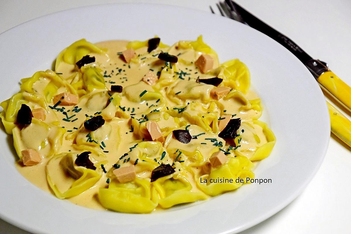 recette Tortelloni à la mousse de foie de canard, ail noir et spiruline