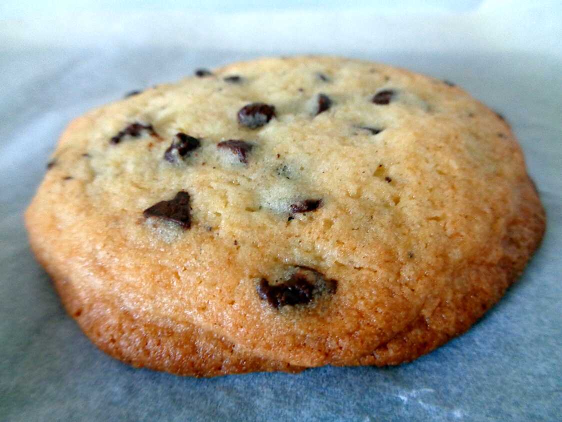 Recette de COOKIES AUX PEPITES DE CHOCOLAT par Nath Axelou