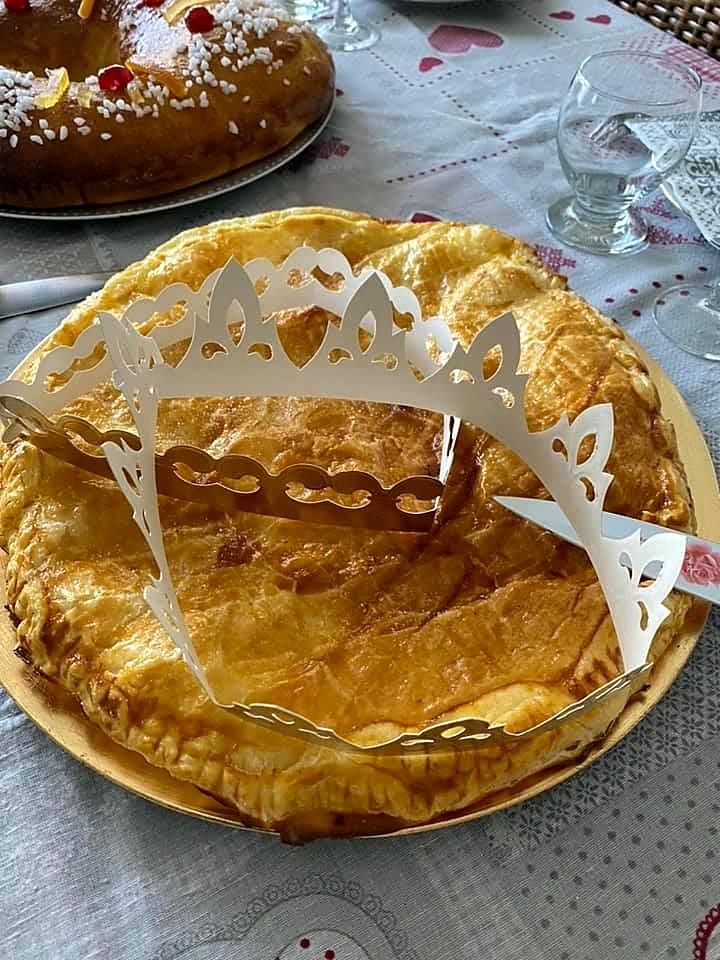 recette GALETTE FRANGIPANE A LA CRÈME PÂTISSIERE