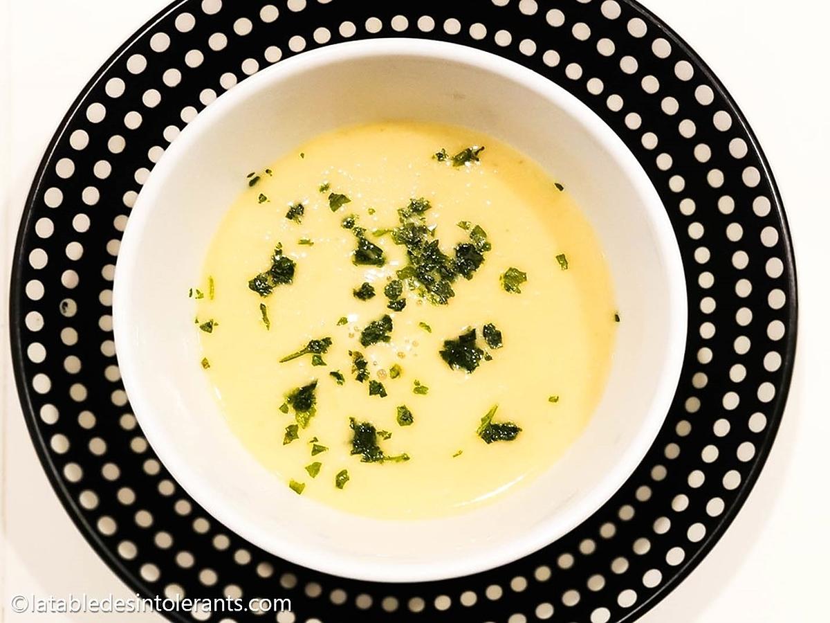 recette VELOUTÉ DE POIS CHICHES AUX ENDIVES sans gluten, sans lait