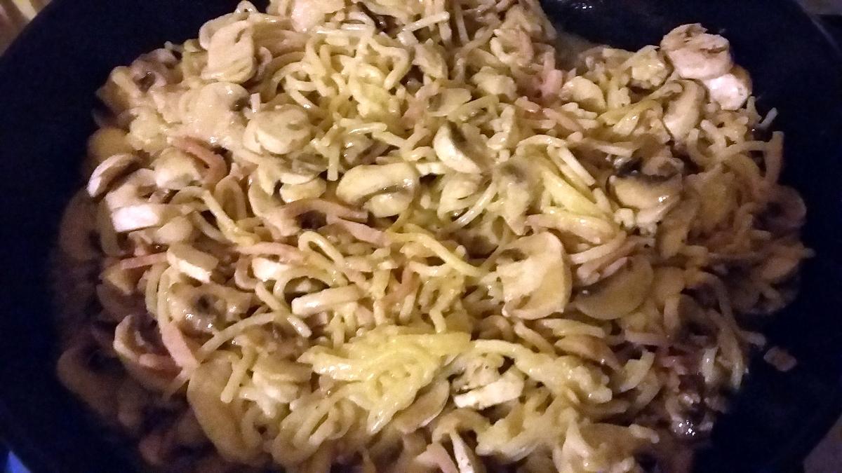 recette Poêle de champignons frais nouilles carbonara