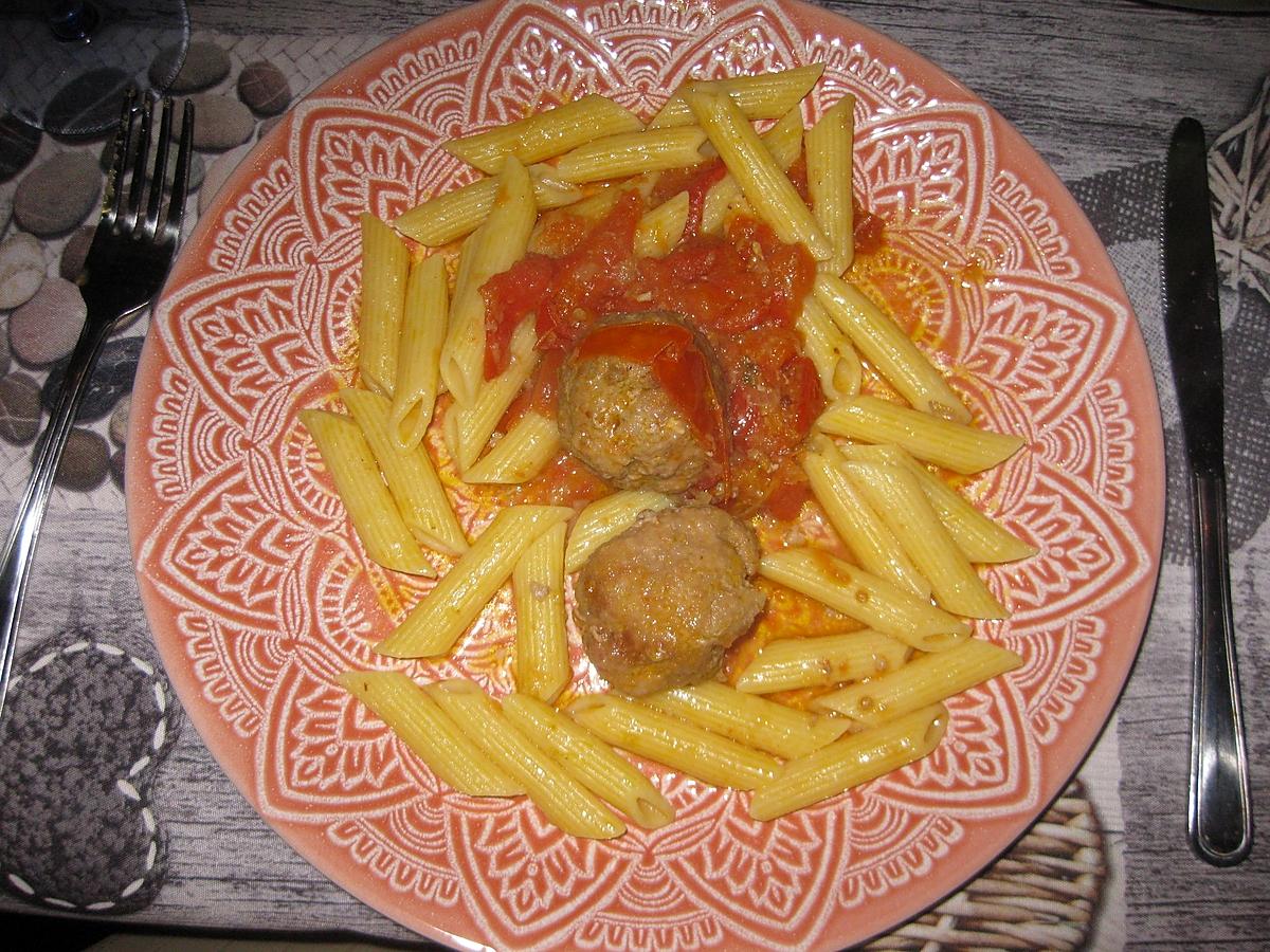 recette Boulettes de viande moëlleuses à la sauce tomate