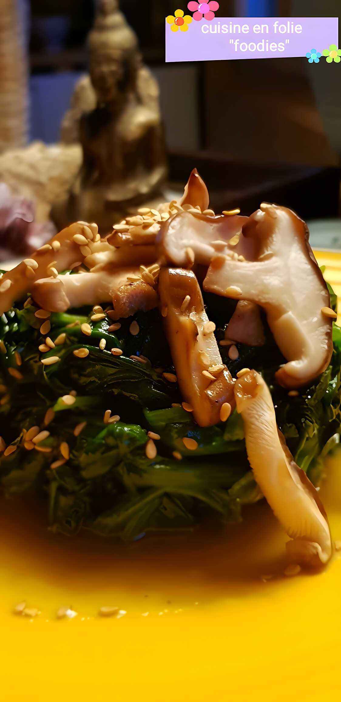 Recette de Salade d'épinards et shitakes japonaise comme chez mon