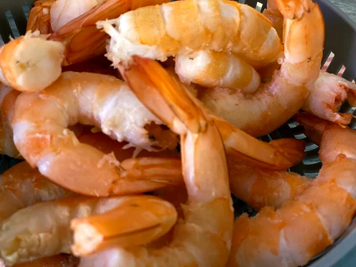 recette NOUILLES SAUTÉES AUX CREVETTES CARAMÉLISÉES