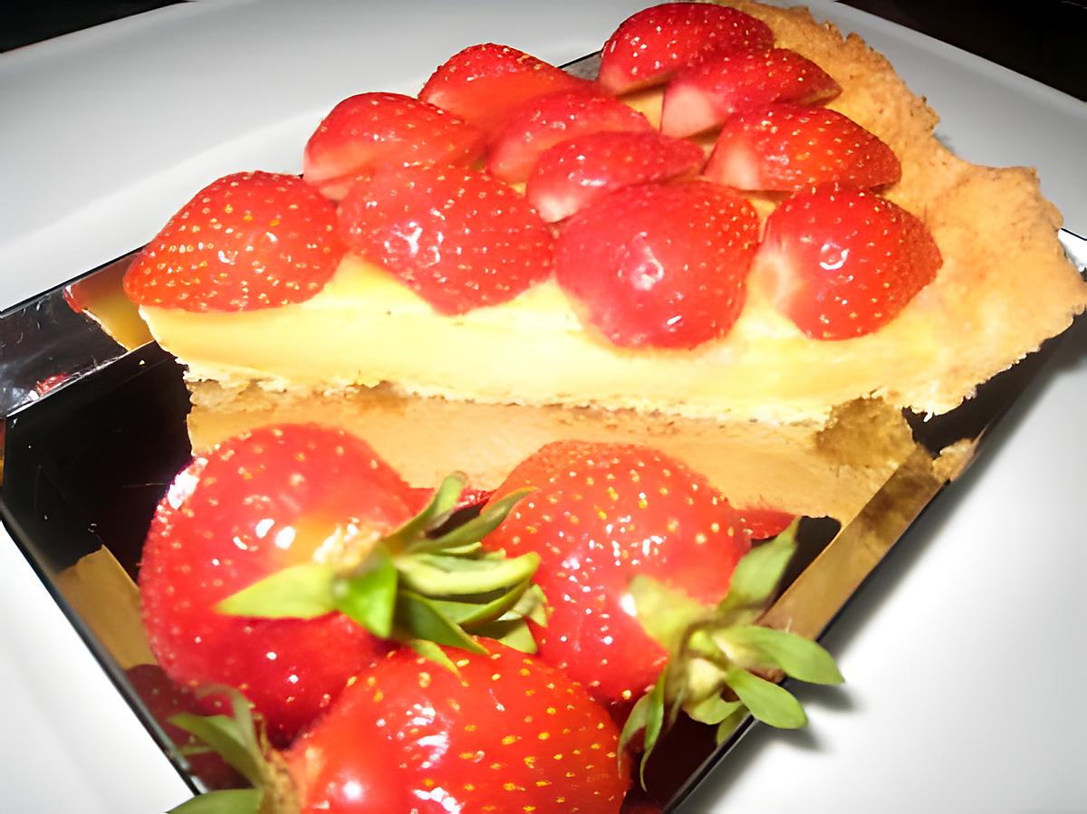 recette tarte à la fraise sur son lit d' amande