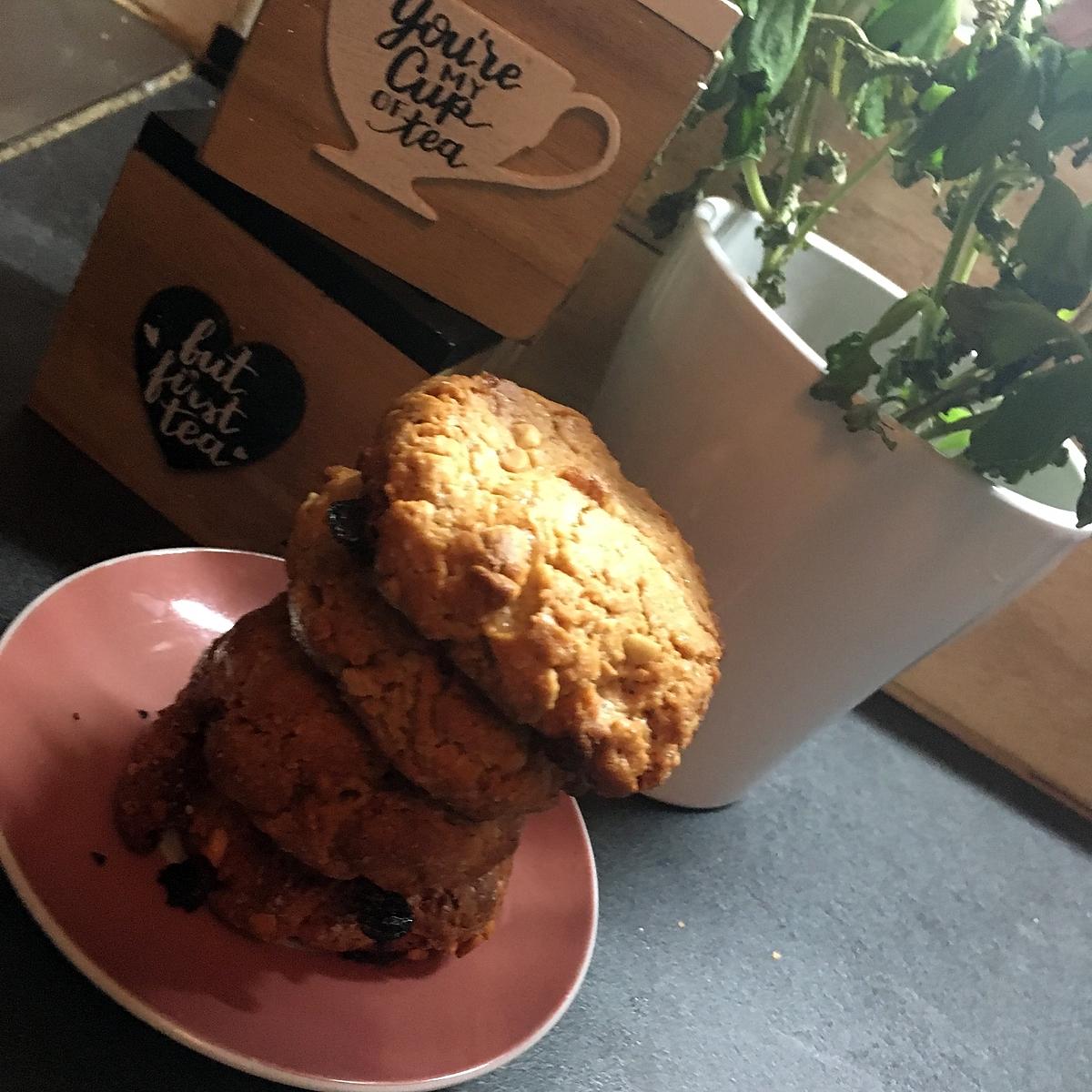 recette Cookies au beurre de cacahuète et aux pépites de chocolat blanc