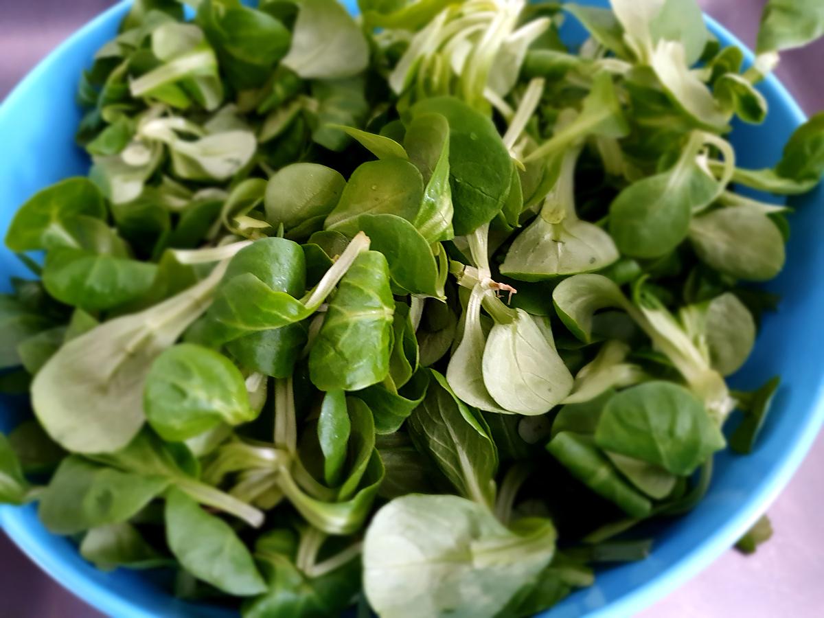 recette Salade De Mâche (rampons ,doucette) Aux  Lardons  et Oeufs  dur