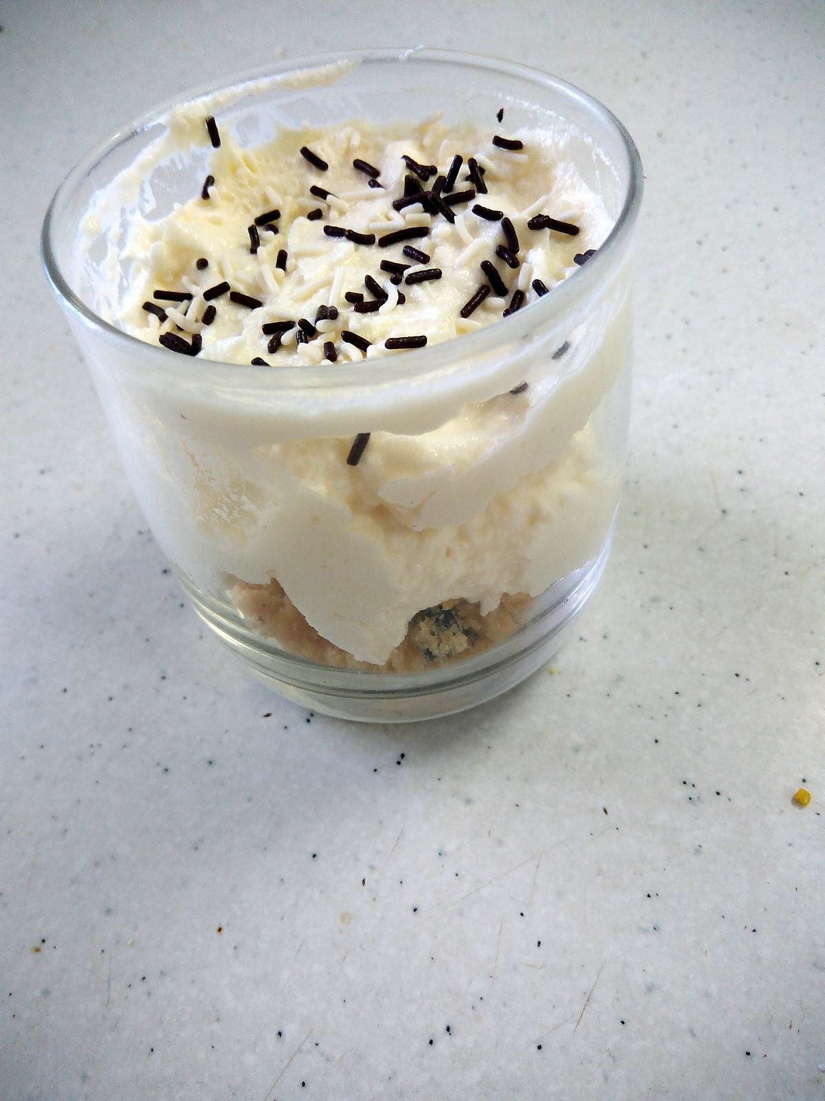 recette VERRINE COOKIE MOUSSE CHOCOLAT BLANC