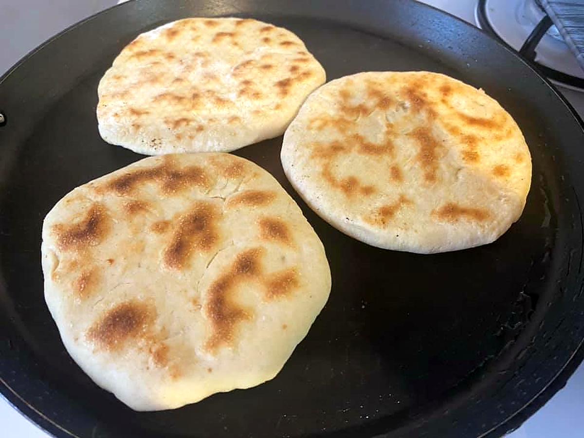 recette PAIN A LA POÊLE