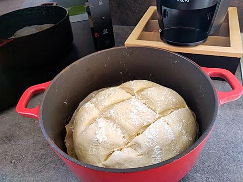 recette Pain maison (cuisson cocotte)