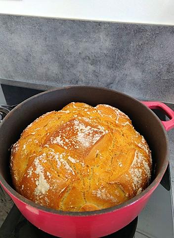 recette Pain maison (cuisson cocotte)