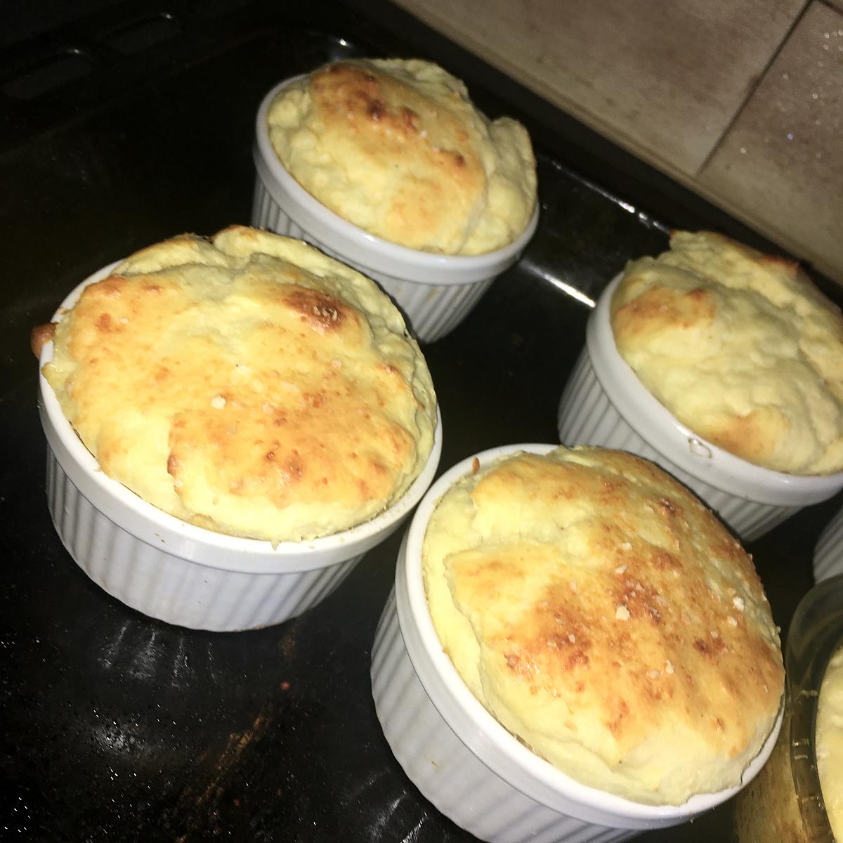 recette Soufflé au fromage tous en cuisine Cyril Lignac