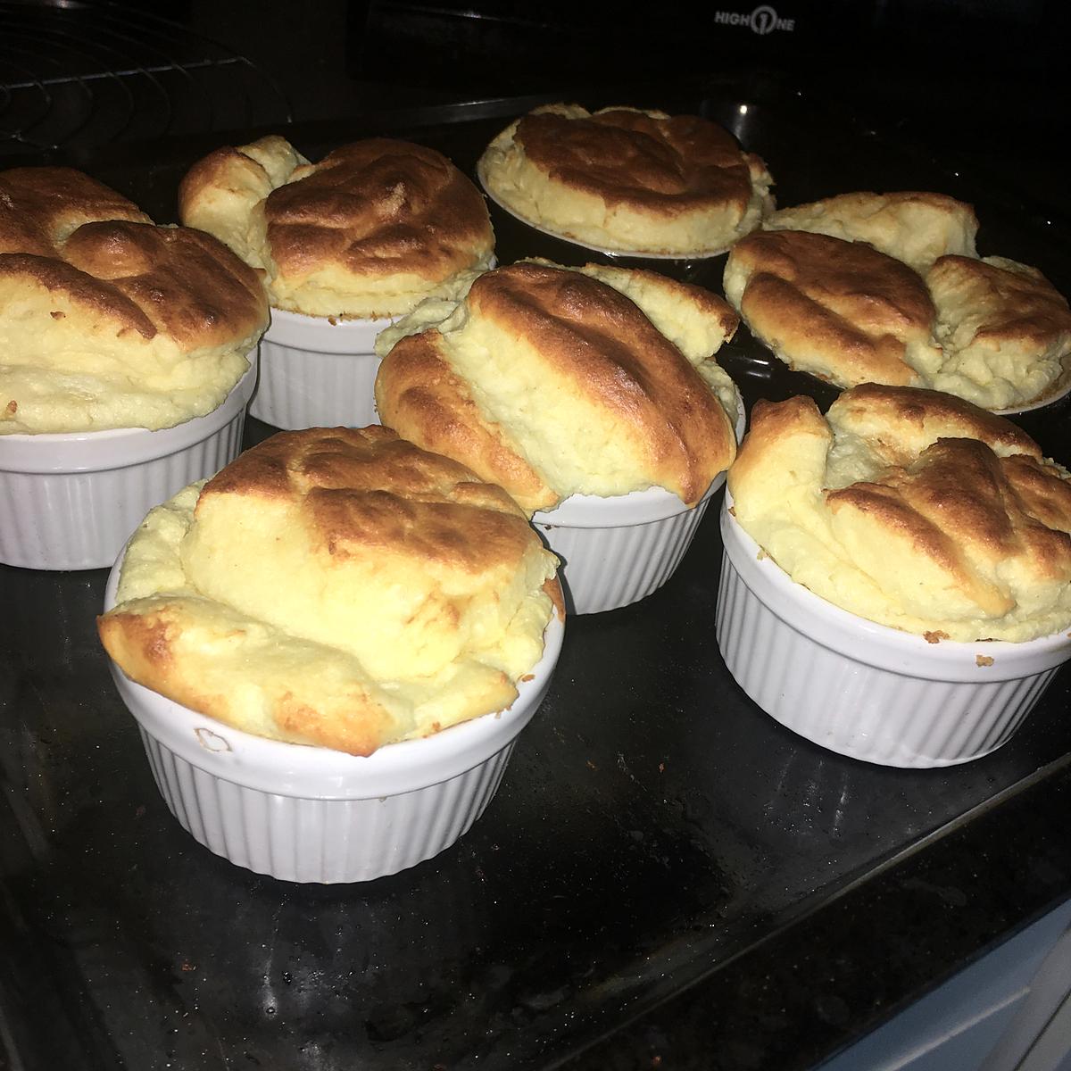 recette Soufflé au fromage tous en cuisine Cyril Lignac