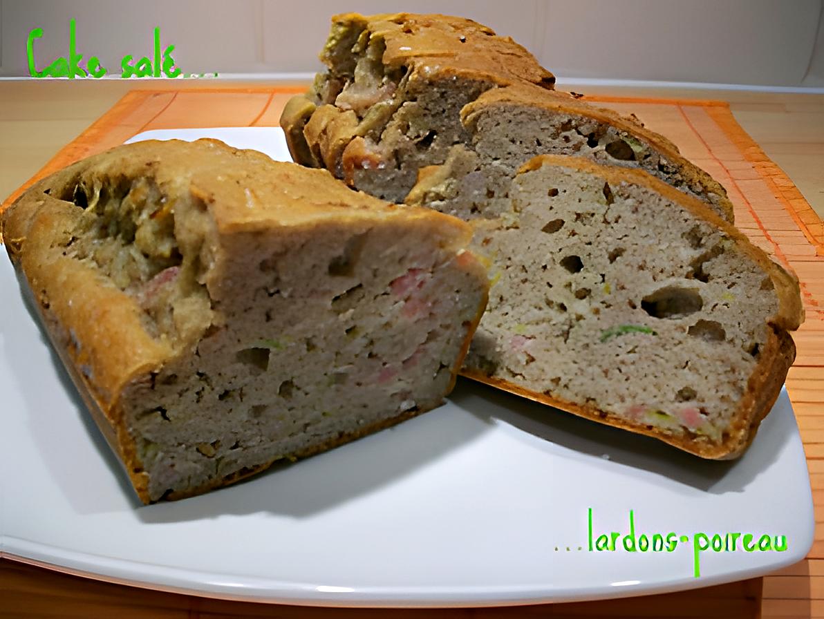 recette cake salé lardons-poireau
