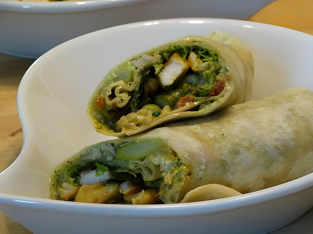 recette Wraps de Poulet Grillé aux Asperges  et Pesto d'Amandes