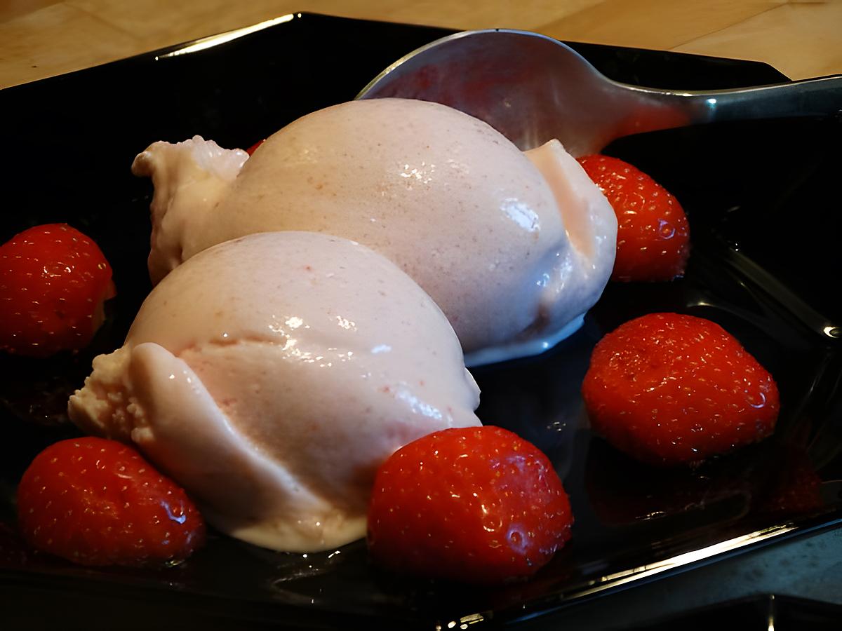 recette Glace à la Fraise avec Monsieur Cuisine