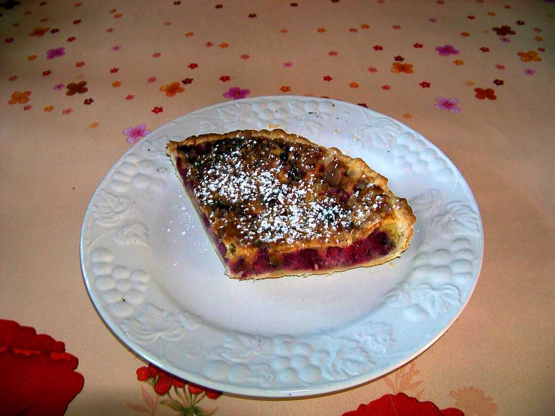 Plat à Tarte Arcopal – Blanc – Verre – Motif Framboises – Occasion