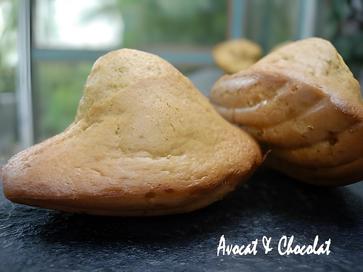 recette **Madeleines aux épices (canelle & gingembre ) et une pointe de fleur de sel**