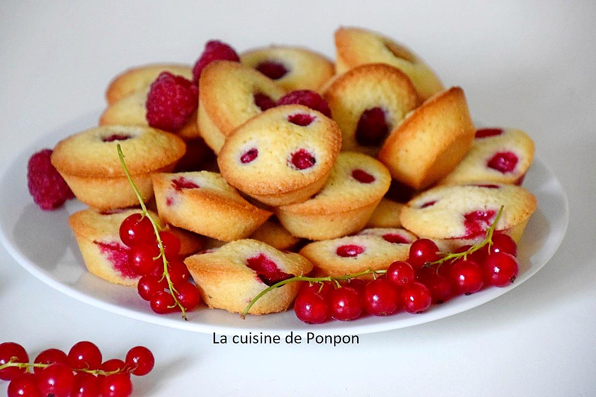 recette Financier aux groseilles et framboises