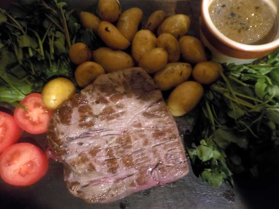 Recette de Roti de boeuf pommes de terre grenaille et cresson