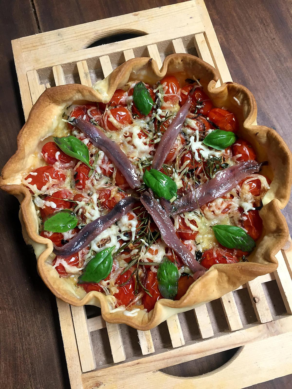 recette Tarte aux tomates cerises et herbes aromatiques