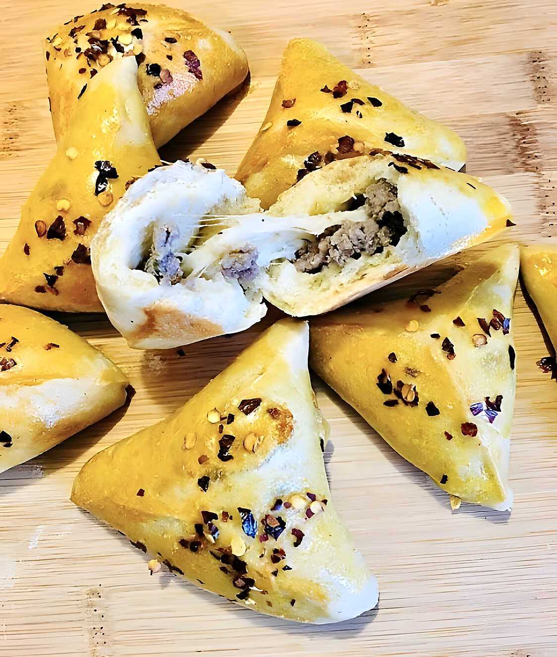 Recette de Fatayer à la viande hachée et fromage cheddar