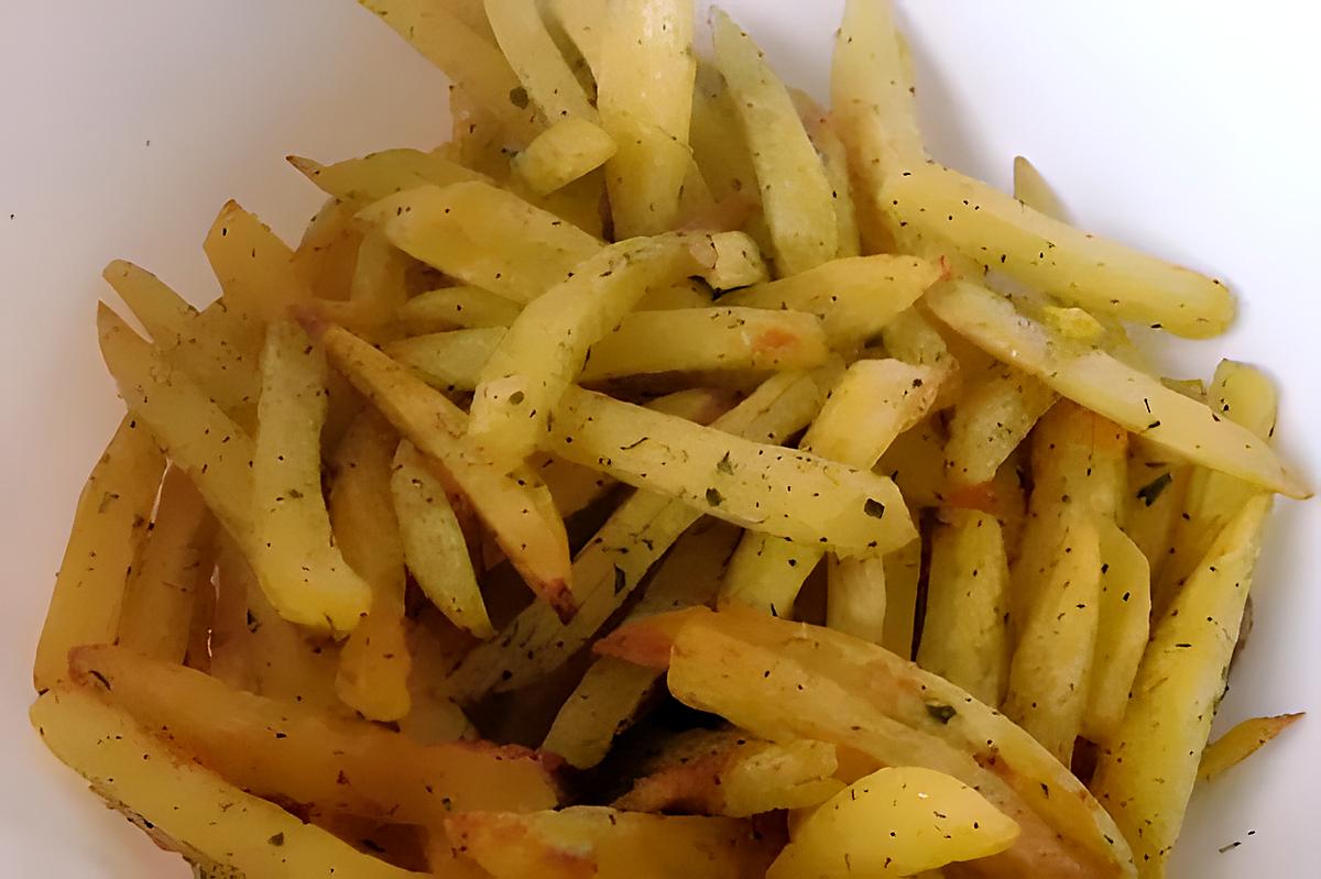 recette Frites au four maison aux herbes de Provence